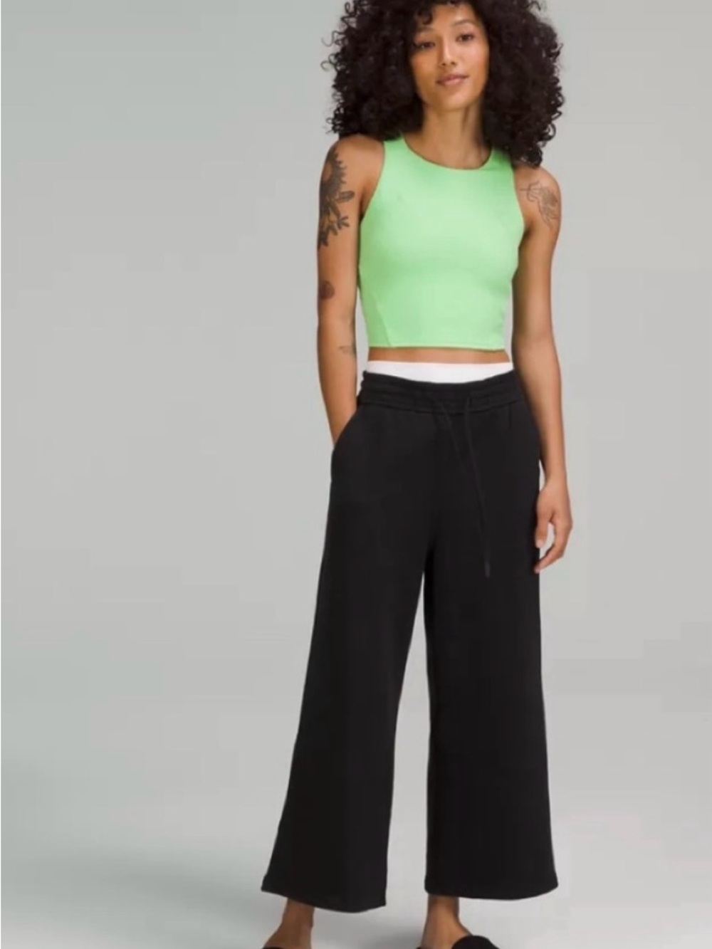 Lululemon Wide Leg Cropped Sweatpants
